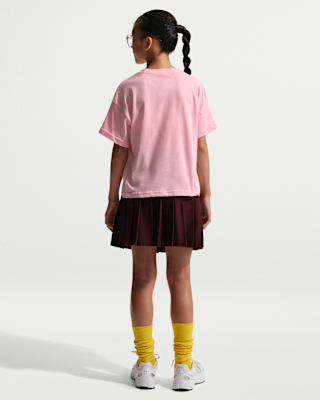 Nike Sportswear Big Kids' Boxy T-Shirt. Nike.com